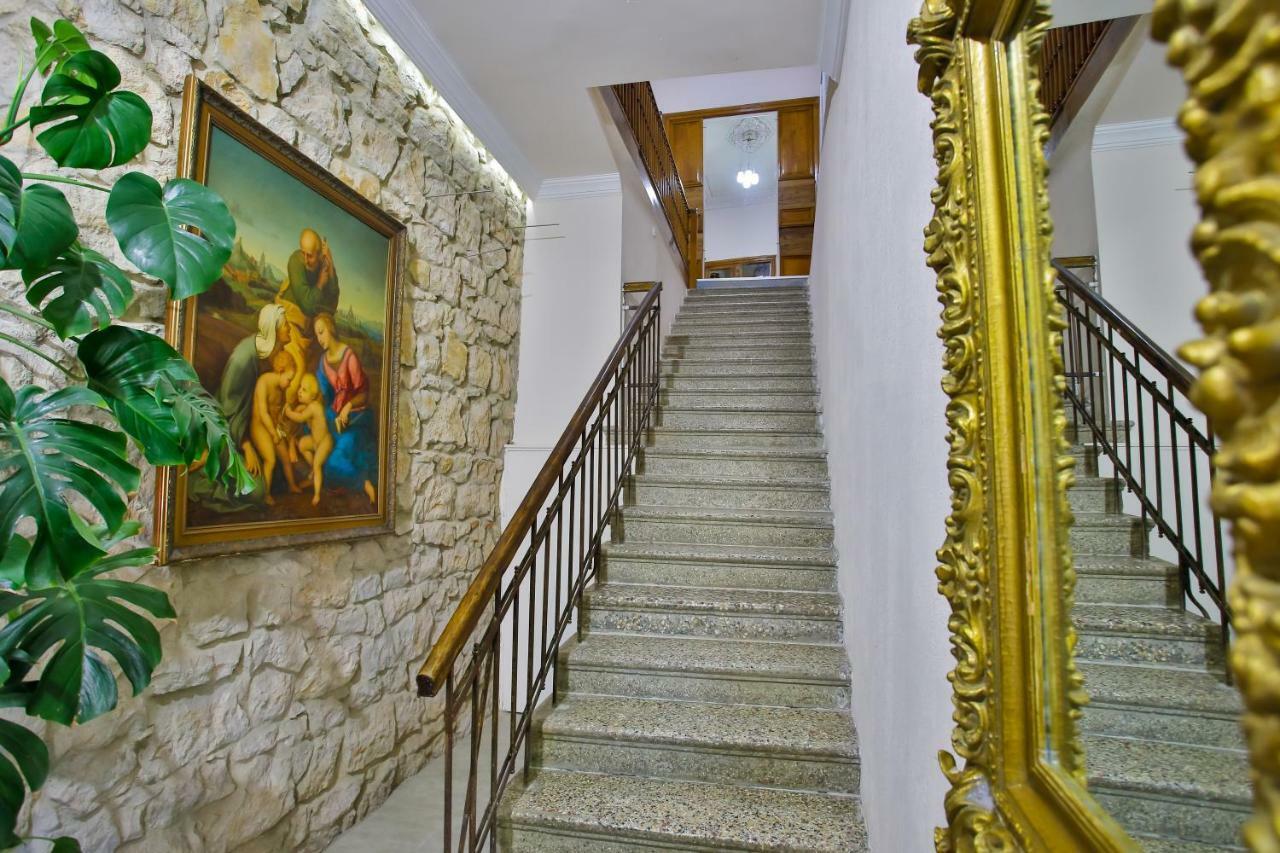 Hotel Veneto Kutaisi Luaran gambar