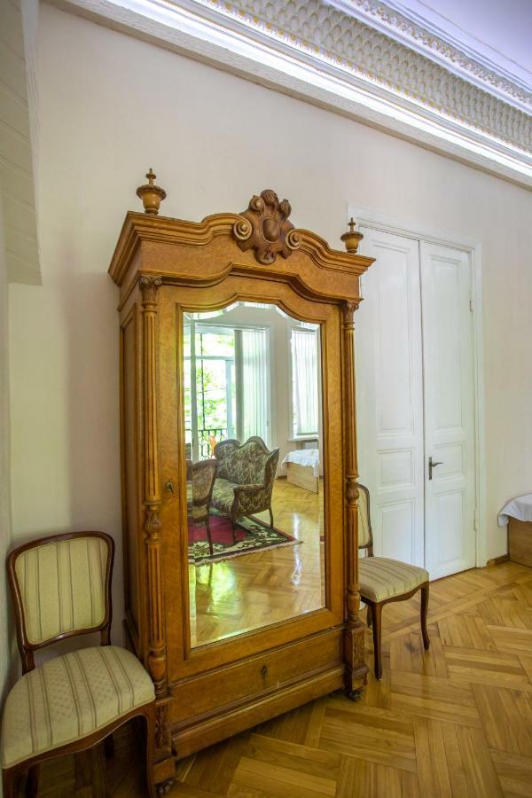 Hotel Veneto Kutaisi Luaran gambar