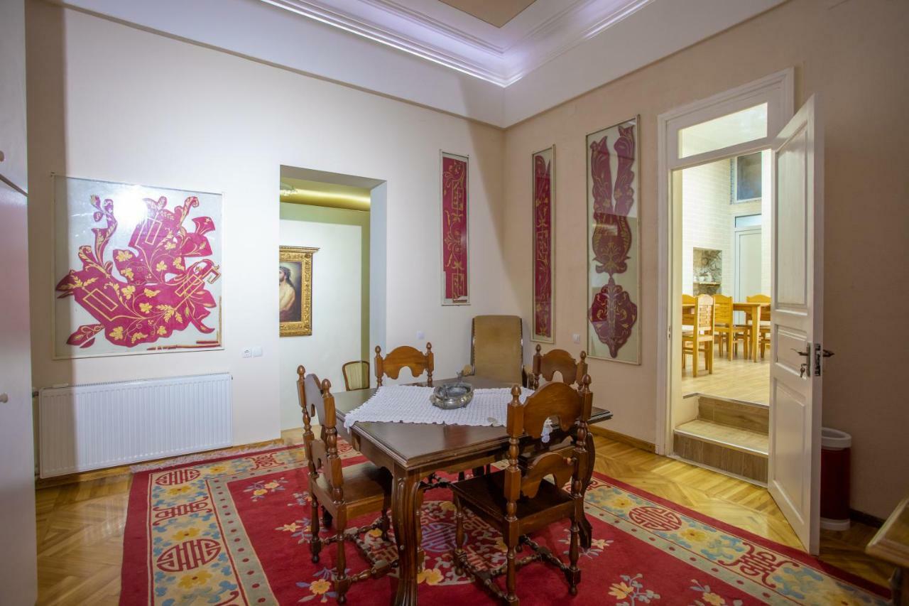 Hotel Veneto Kutaisi Luaran gambar